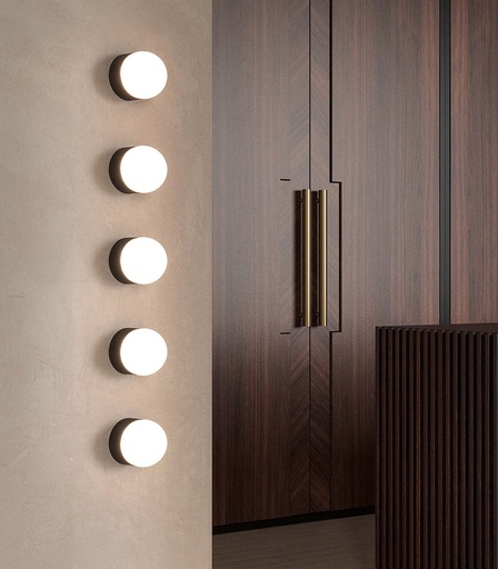 Orb Sur Wall Light